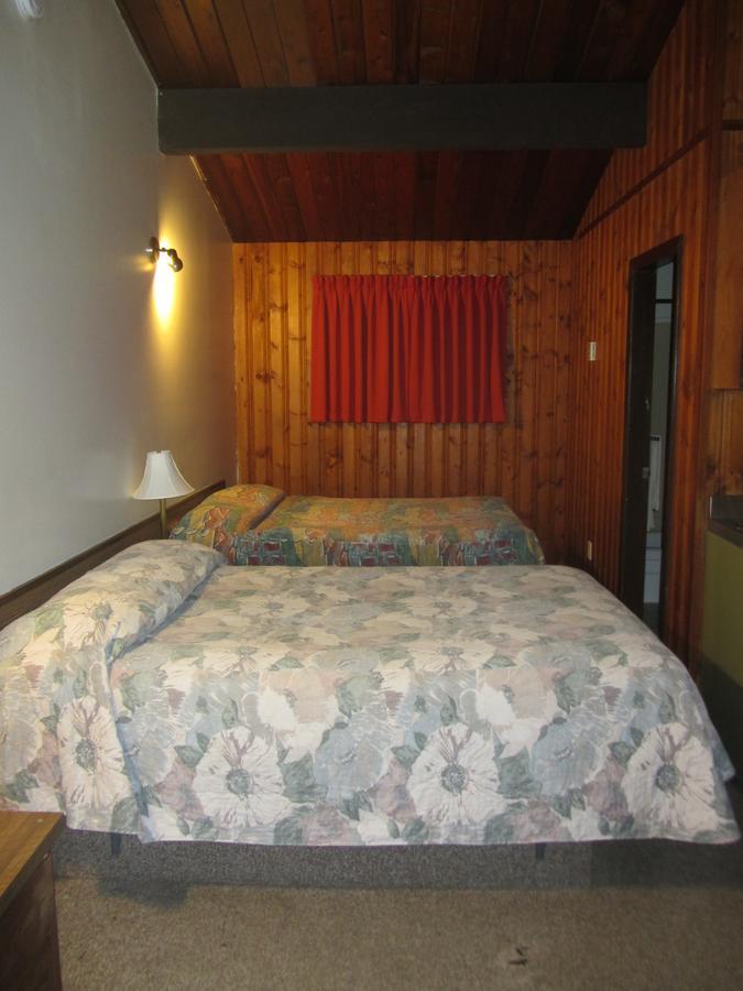 Pembina River Inn Entwistle Eksteriør bilde